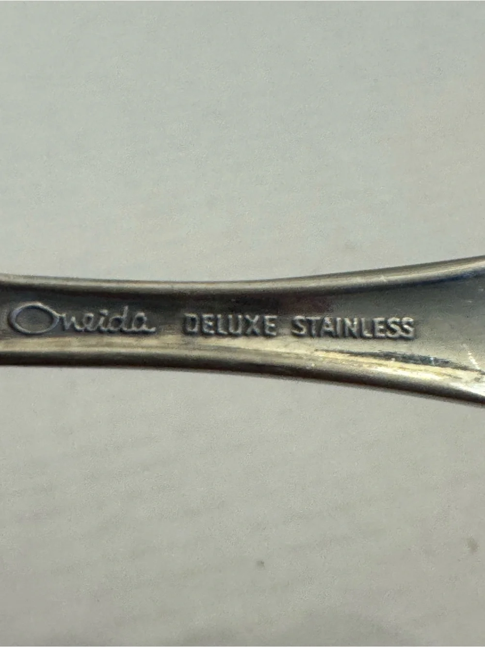 Oneida Deluxe Stainless Mozart 1 Dinner Fork 7 1/4
